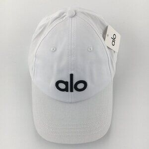 NWT Alo Yoga Performance Off-Duty Cap